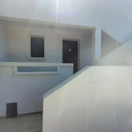 Location De Apartment Santa-Maria-Poggio (Corsica)