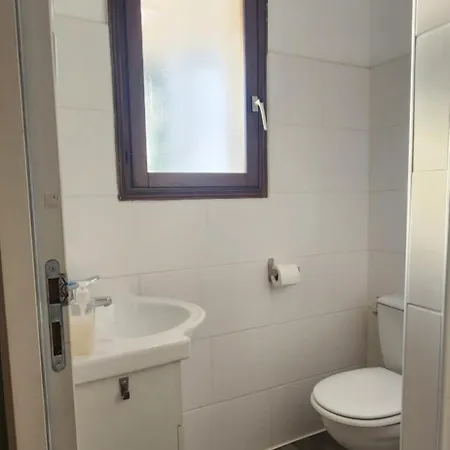 Location De Appartamento Santa-Maria-Poggio (Corsica)